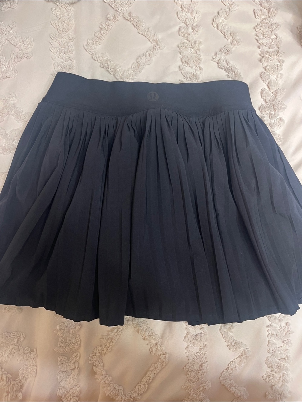 lululemon black Pleated  Skirt